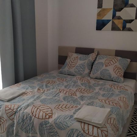 Apartman Till Galanta Quarto foto